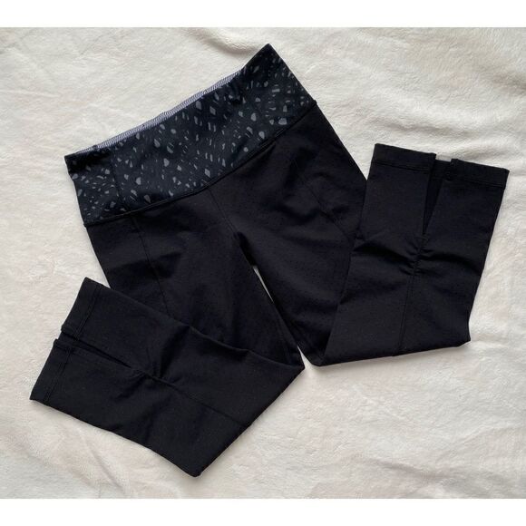 Lululemon Gather & Crow Crop II - Picture 11 of 15